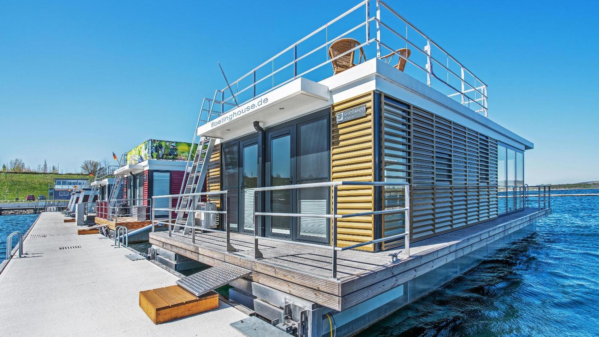 Hausboot Geiseltalsee - Floating House - Well Hausboote - Family & Friends Braunsbedra Экстерьер фото
